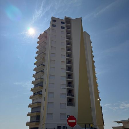 Sur Le Sable, Face A La Mer La Petite Tour Вальрас-Пляж Экстерьер фото